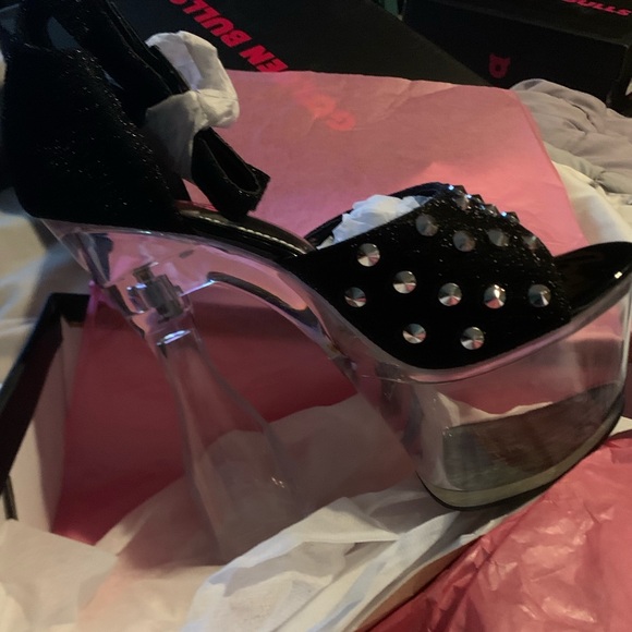 Exotic Studded Platform Heels - Picture 4 of 4